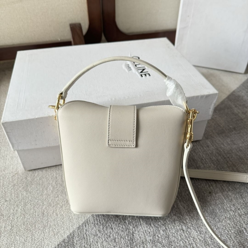 Ce1i*e bucket bags